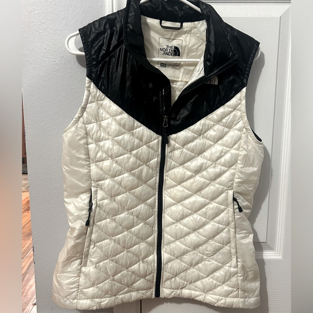 The North Face White and Black Thermoball
Vest